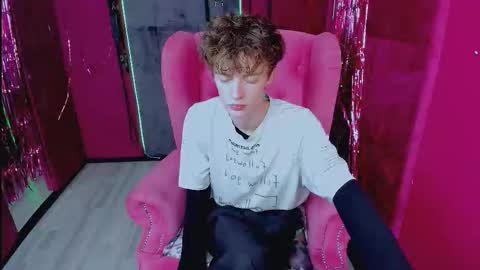 Luke online show from December 2025 10:31:01 AM