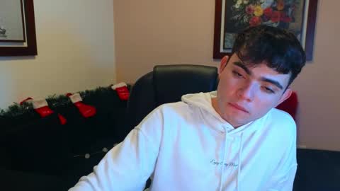 Snapshot of lukeboyce chatting on November 2025 01:16:02 AM lukeboyce online show from November 2025 01:16:02 AM