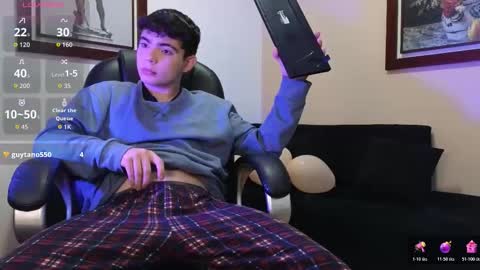 Snapshot of lukeboyce chatting on February 2026 01:53:02 AM lukeboyce online show from February 2026 01:53:02 AM