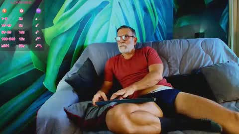 Luke Crews online show from September 2025 07:15:02 PM