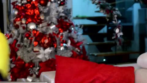 Lukhas f4f online show from January 2025 12:54:01 AM