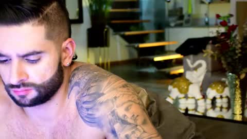 Lukhas f4f online show from March 2025 04:56:02 AM