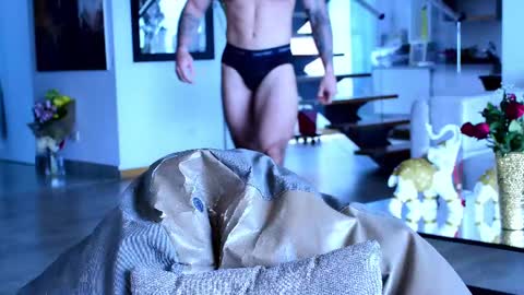 Lukhas f4f online show from March 2025 04:33:02 PM