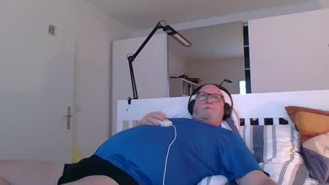 luley58 online show from February 2025 06:18:01 AM