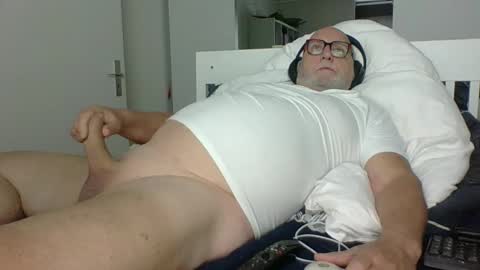 luley58 online show from September 2025 03:52:01 AM