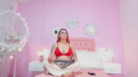 Luli Jones online show from September 2025 01:16:02 PM