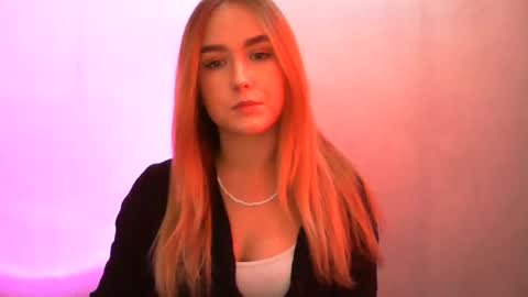 Lulu Baby18 online show from February 2025 01:27:01 PM