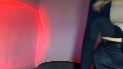 Lulu Baby18 online show from March 2025 05:27:02 PM