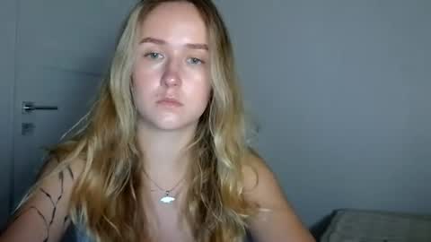 Snapshot of lulu_baby1 chatting on August 2026 06:33:02 PM Lulu Baby18 online show from August 2026 06:33:02 PM