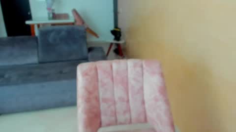 Lau  online show from September 2025 05:23:02 PM