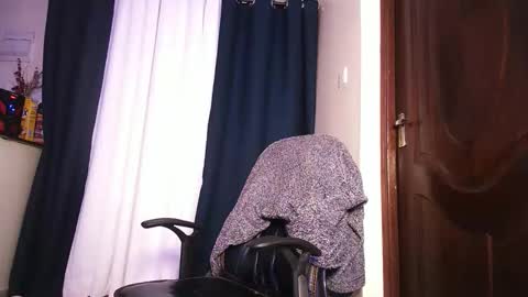 lulu_sparks1 online show from May 2026 08:55:01 AM