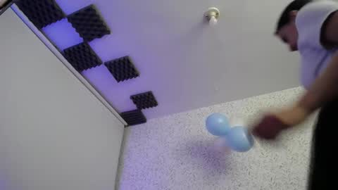 Luly online show from October 2025 04:12:01 AM