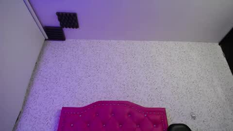 Luly online show from October 2025 04:12:01 AM