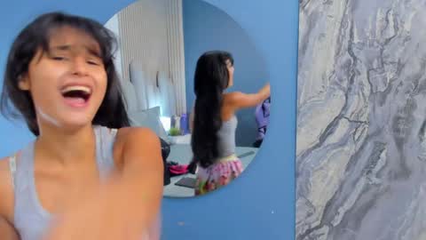luly_dreams online show from May 2026 11:15:02 AM