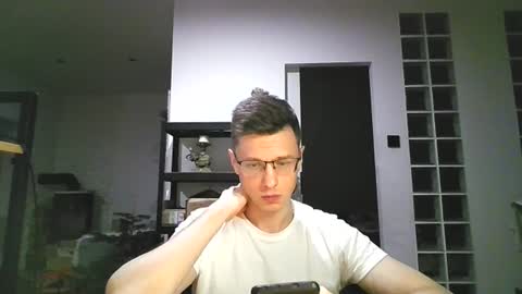 Andrew independent model 2000-0000 CET daily online show from July 2026 09:32:02 PM