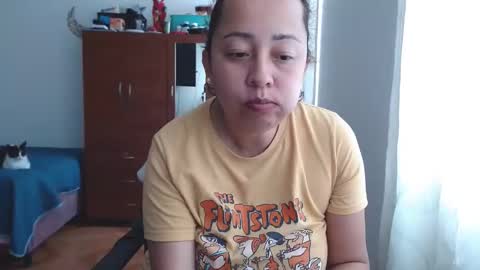 LUMI     online show from December 2024 05:10:01 PM