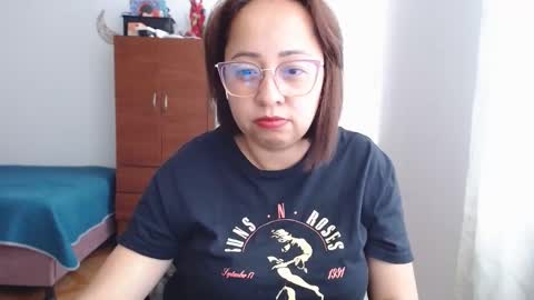 LUMI     online show from December 2024 06:56:02 PM