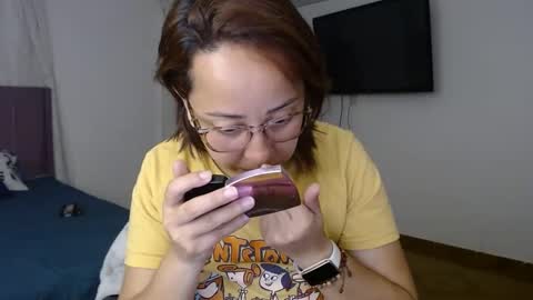 LUMI     online show from January 2025 12:35:01 AM