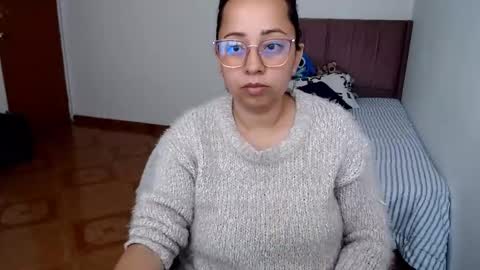 LUMI     online show from February 2025 03:27:02 PM