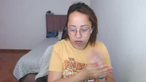 LUMI     online show from February 2025 04:05:02 AM