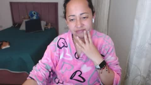 LUMI     online show from March 2025 01:20:02 AM