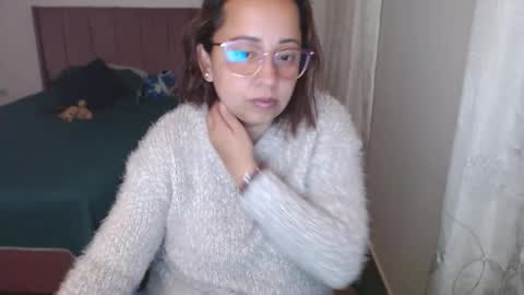 LUMI     online show from March 2025 01:06:01 AM