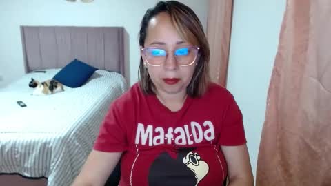 LUMI     online show from September 2025 01:29:01 AM