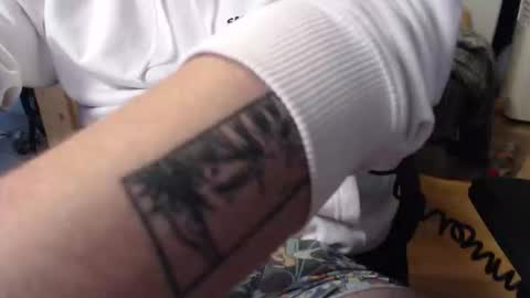 lumpie2508 online show from October 2025 10:10:01 PM