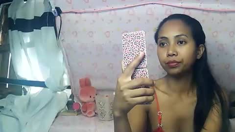 Snapshot of luna019 chatting on October 2025 12:25:01 PM Luna online show from October 2025 12:25:01 PM