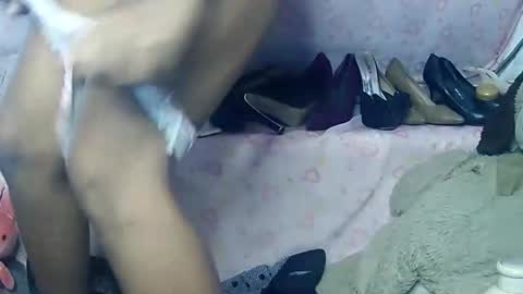 Snapshot of luna019 chatting on November 2025 06:24:02 AM Luna online show from November 2025 06:24:02 AM