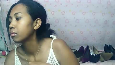 Snapshot of luna019 chatting on November 2025 05:56:02 PM Luna online show from November 2025 05:56:02 PM