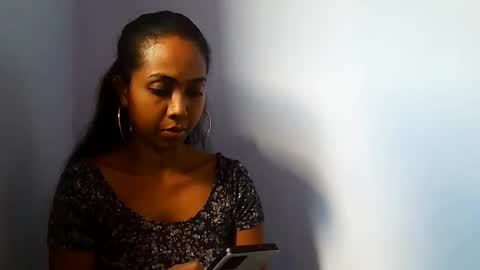 Luna online show from May 2026 06:52:01 AM