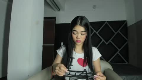 Snapshot of luna__02 chatting on July 2026 12:01:02 PM Luna online show from July 2026 12:01:02 PM