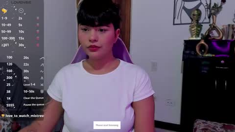 Snapshot of luna__cute chatting on October 2025 10:18:02 PM Luna online show from October 2025 10:18:02 PM