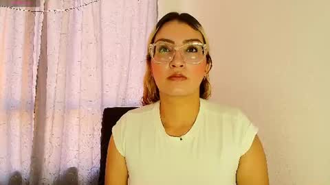 luna__velvet online show from July 2026 12:13:01 PM