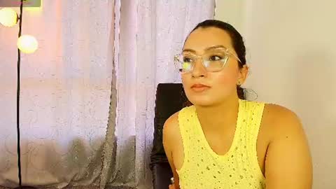 luna__velvet online show from July 2026 04:31:02 PM