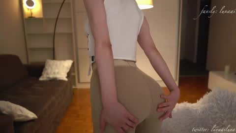 Just call me Lu online show from April 2026 05:50:02 PM