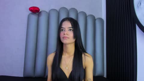 Snapshot of luna_bella_23 chatting on April 2026 03:09:01 AM luna_bella_23 online show from April 2026 03:09:01 AM