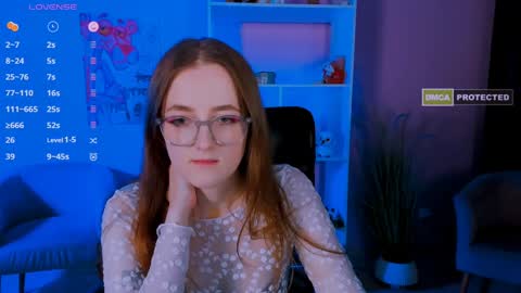 luna_berryy online show from January 2025 02:27:02 AM