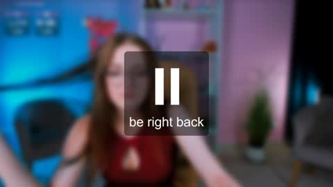 luna_berryy online show from January 2025 11:27:01 PM