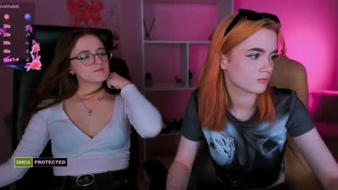 luna_berryy online show from January 2025 08:36:02 PM