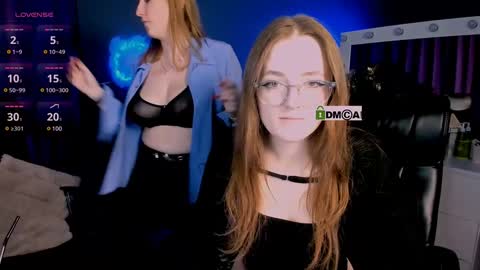 luna_berryy online show from February 2025 11:59:02 PM