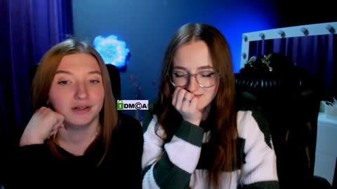 luna_berryy online show from February 2025 11:26:01 PM