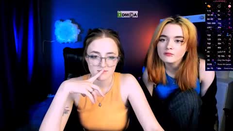 luna_berryy online show from February 2025 03:43:02 AM