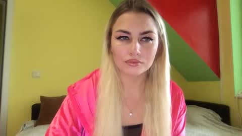 luna_blazer online show from November 2025 09:45:01 AM