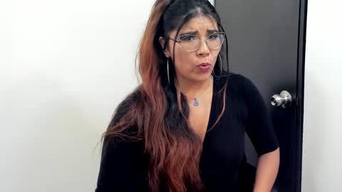 luna  online show from February 2025 03:04:01 PM