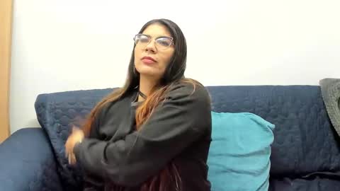 luna  online show from March 2025 11:29:01 AM