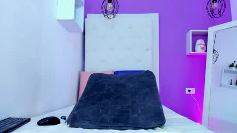 Snapshot of luna_ebony69 chatting on November 2025 08:57:01 PM Luna online show from November 2025 08:57:01 PM