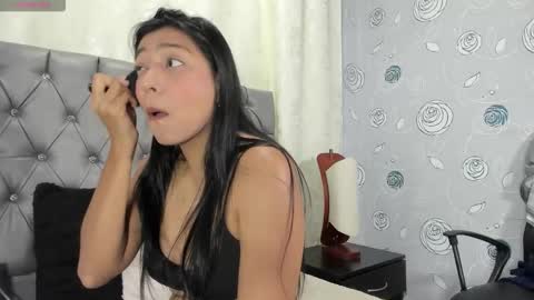 Snapshot of luna_evaa chatting on February 2026 02:33:01 PM Luna Eva online show from February 2026 02:33:01 PM