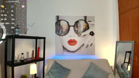 Luna Ferrer online show from May 2026 09:56:02 PM